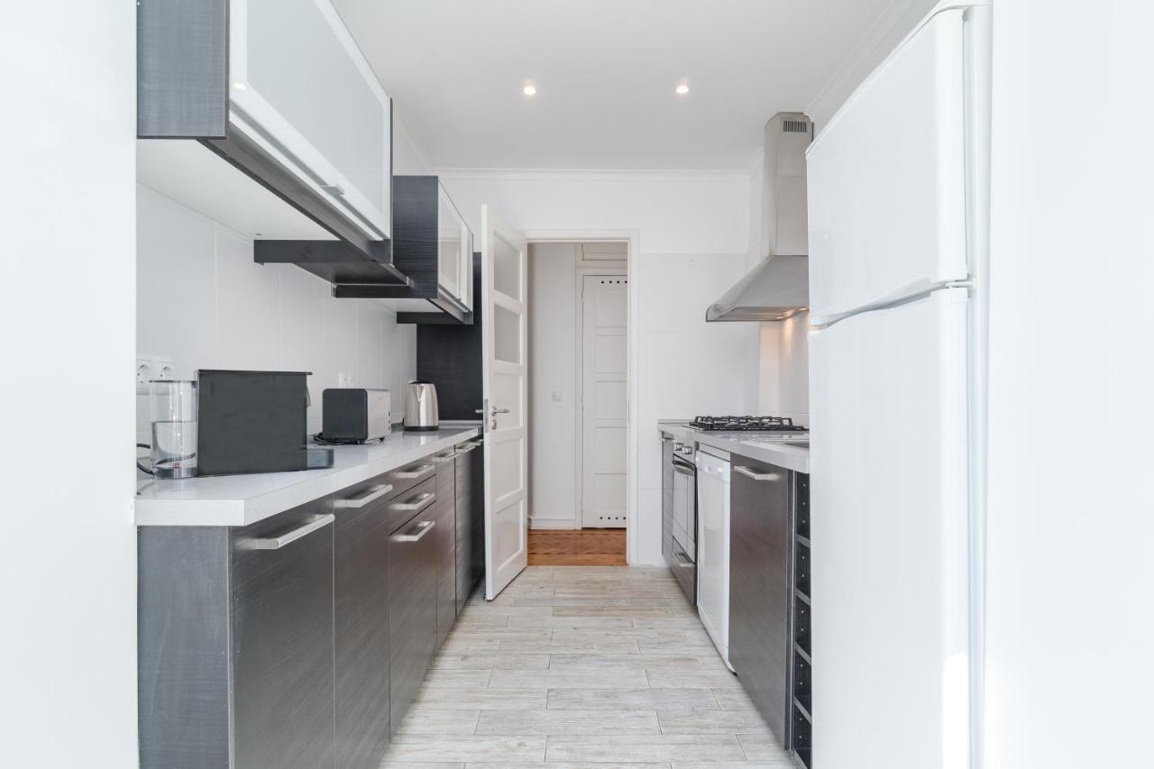 Casa Boma - Sophisticated With Large Private Terrace - Campolide I Lejlighed